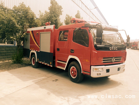 東風多利卡3.5噸水罐消防車